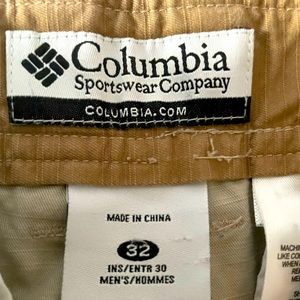 Columbia Sportswear pants. Light color great for outdoors street wear